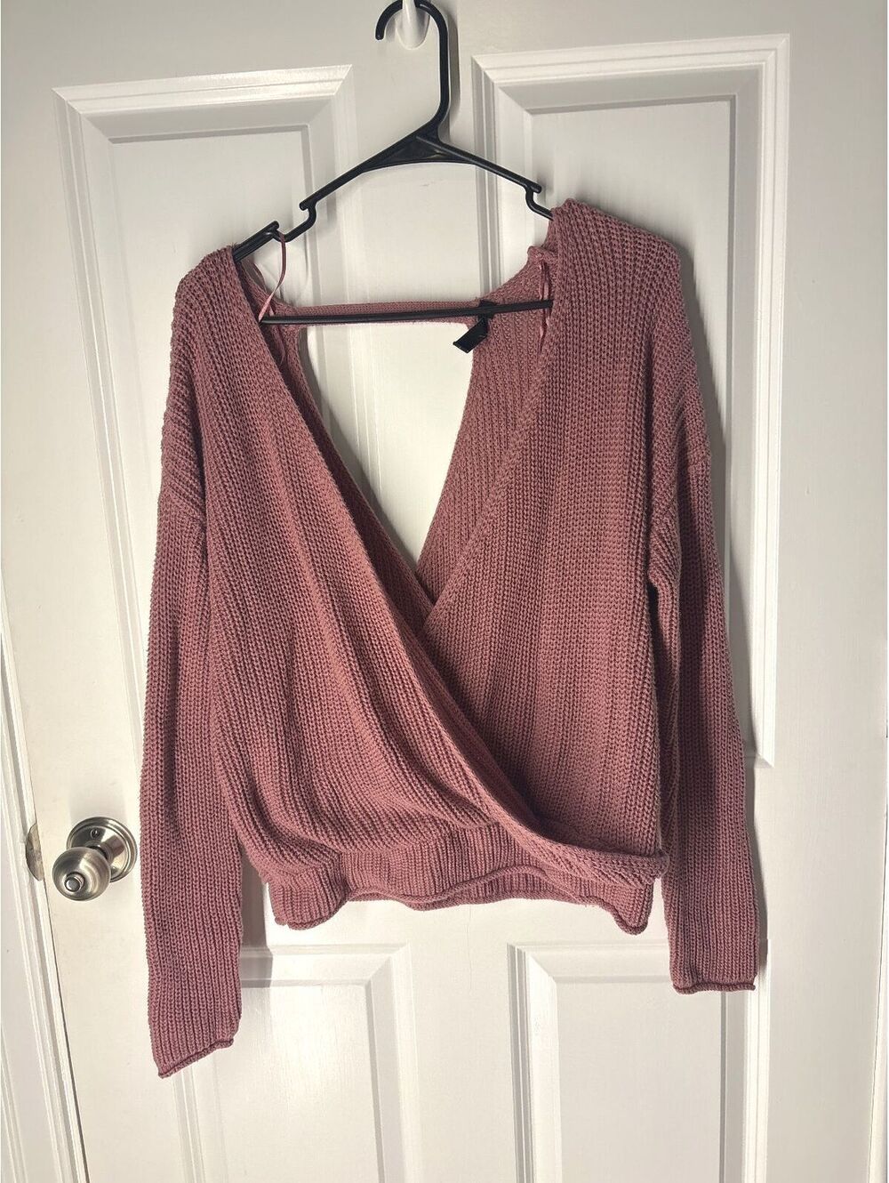 Boho Lounge Balletcore Grunge Moon & Madison Open Back Mauve Medium Sweater